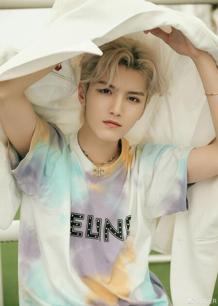 Lingchao《靠近》MV